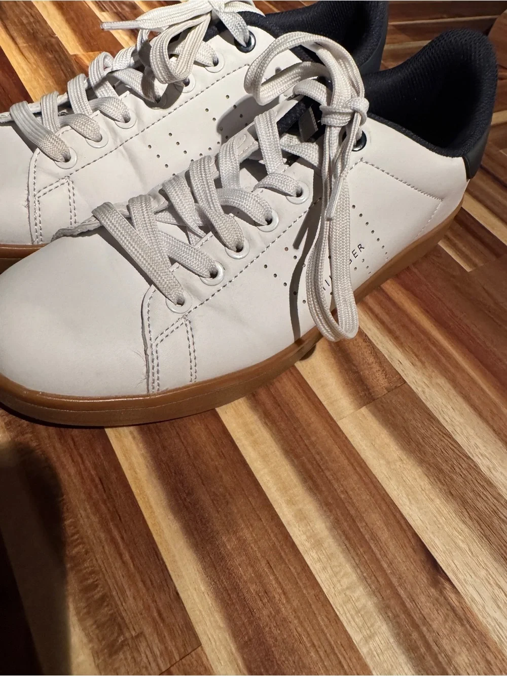 Tommy Hilfiger White and Black Low-Top Lace-Up Sneakers